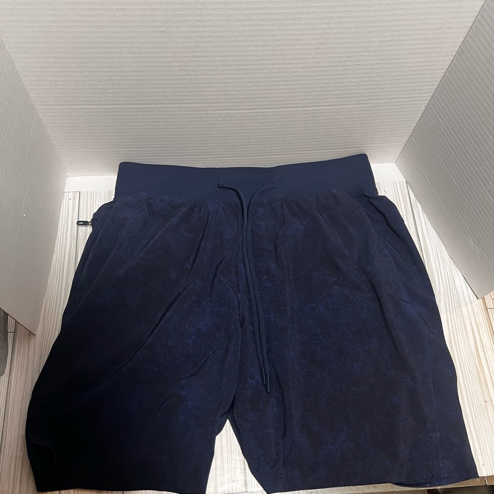 Lululemon Men's Shorts Pace Breaker Short 9"
LM7AGCS Blue Size M  Active Gym
